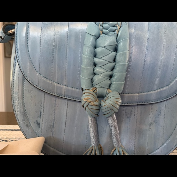 Altuzzara, Ghianda Knott, Blue Eel Leather - Picture 6 of 7